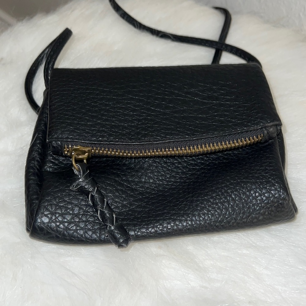 Crossover purse multi compartment